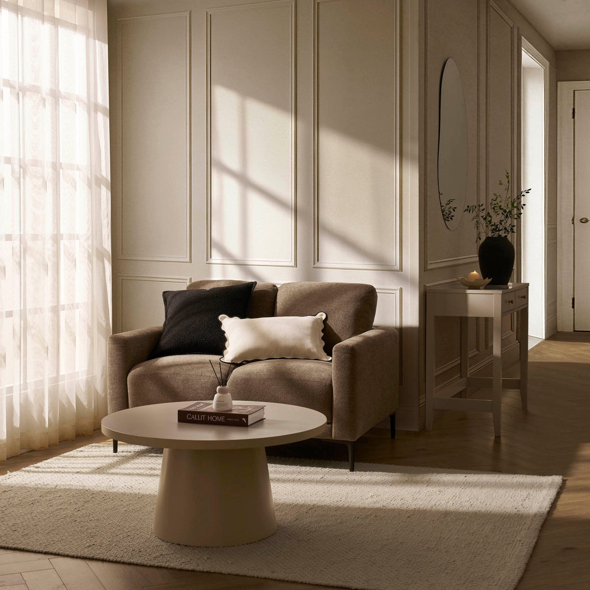 2 Seater Sofas & Loveseats